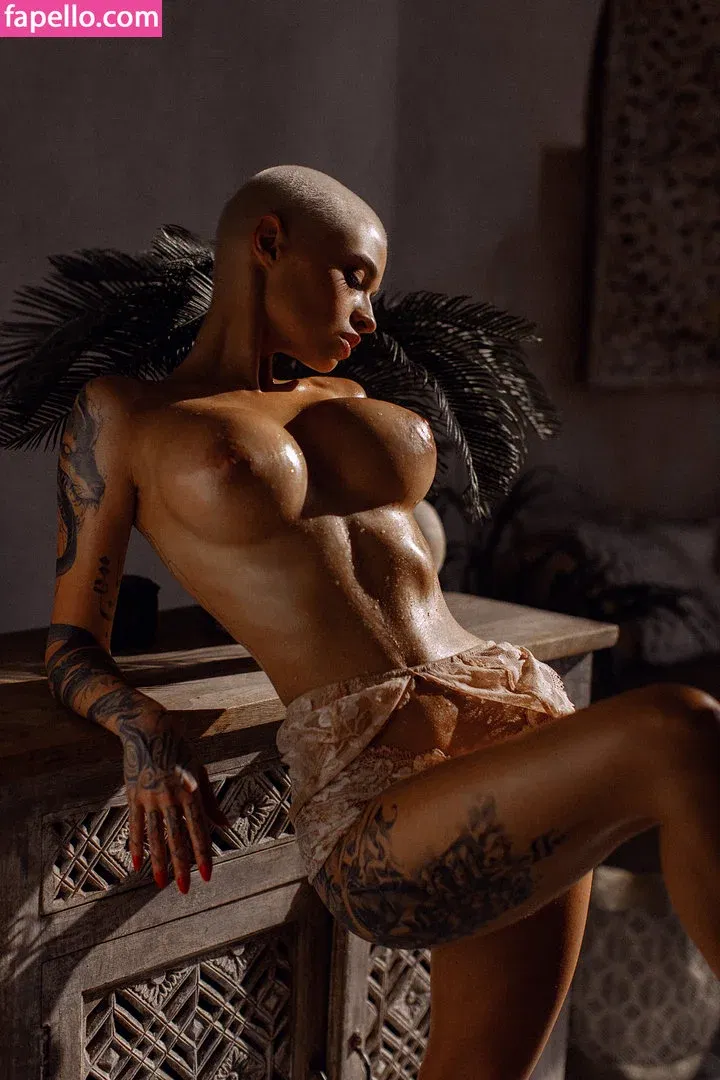 farruhhhamraeva Onlyfans Photo Gallery 