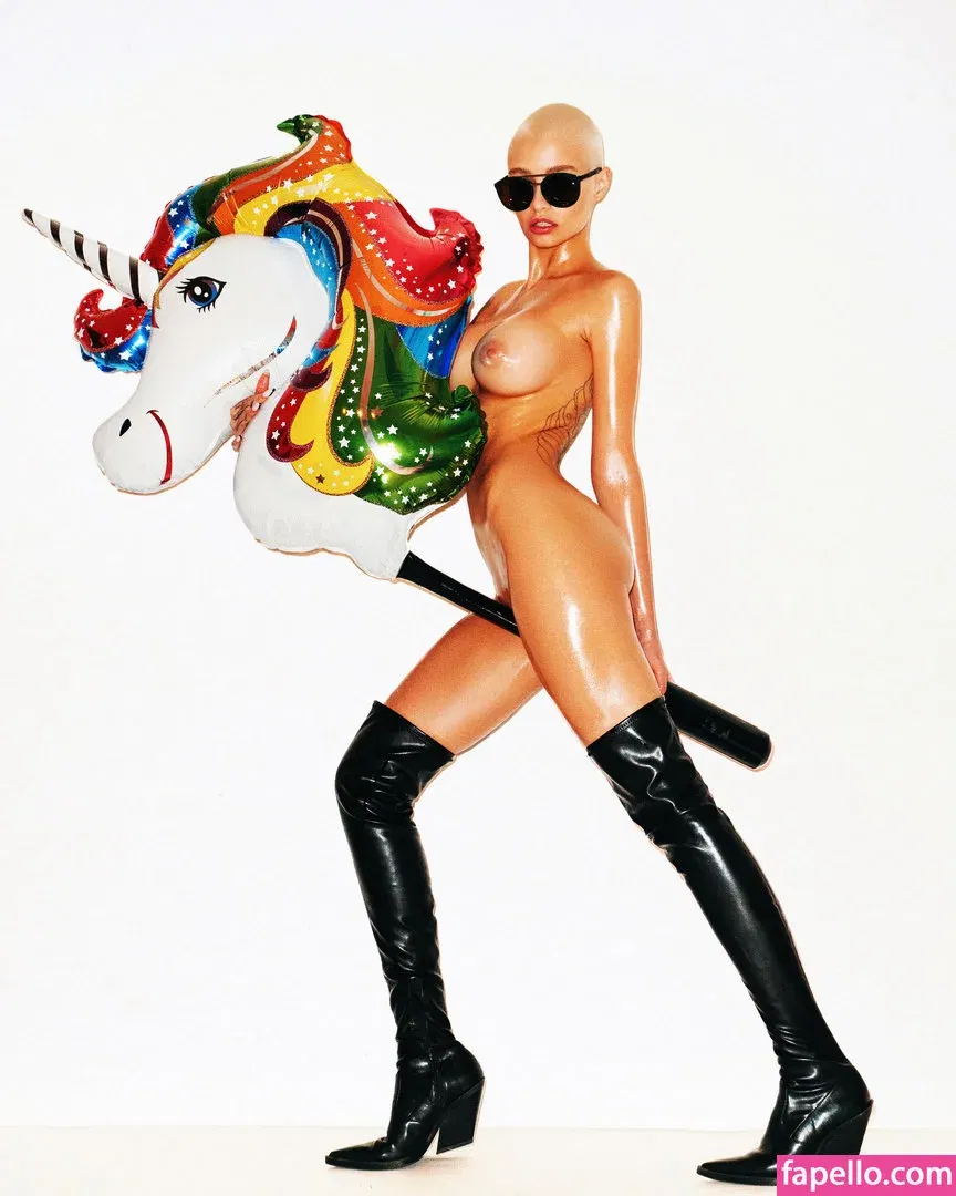 farruhhhamraeva Onlyfans Photo Gallery 