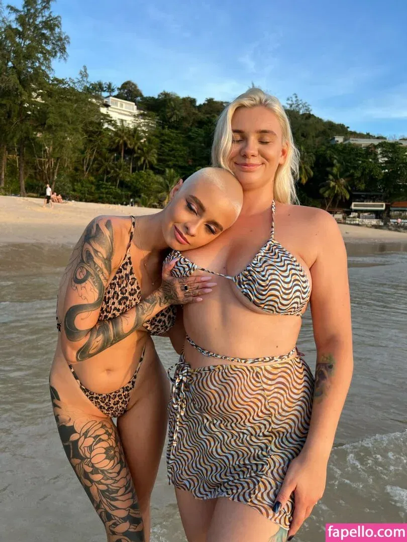 farruhhhamraeva Onlyfans Photo Gallery 