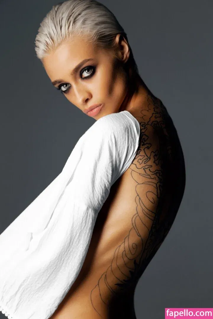 farruhhhamraeva Onlyfans Photo Gallery 