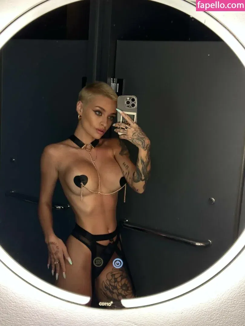 farruhhhamraeva Onlyfans Photo Gallery 