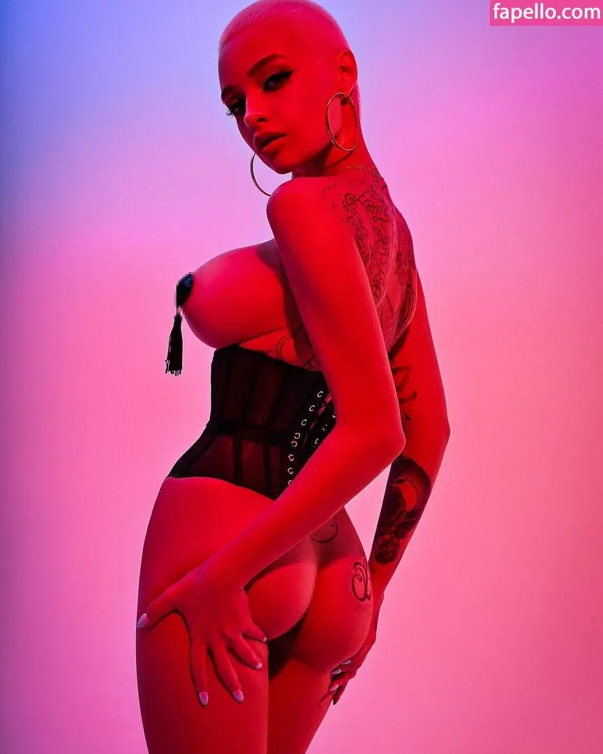 farruhhhamraeva Onlyfans Photo Gallery 