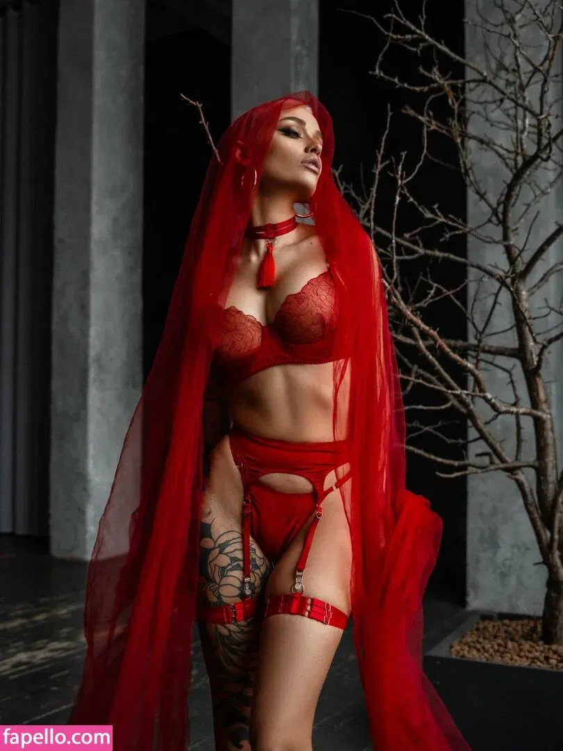 farruhhhamraeva Onlyfans Photo Gallery 