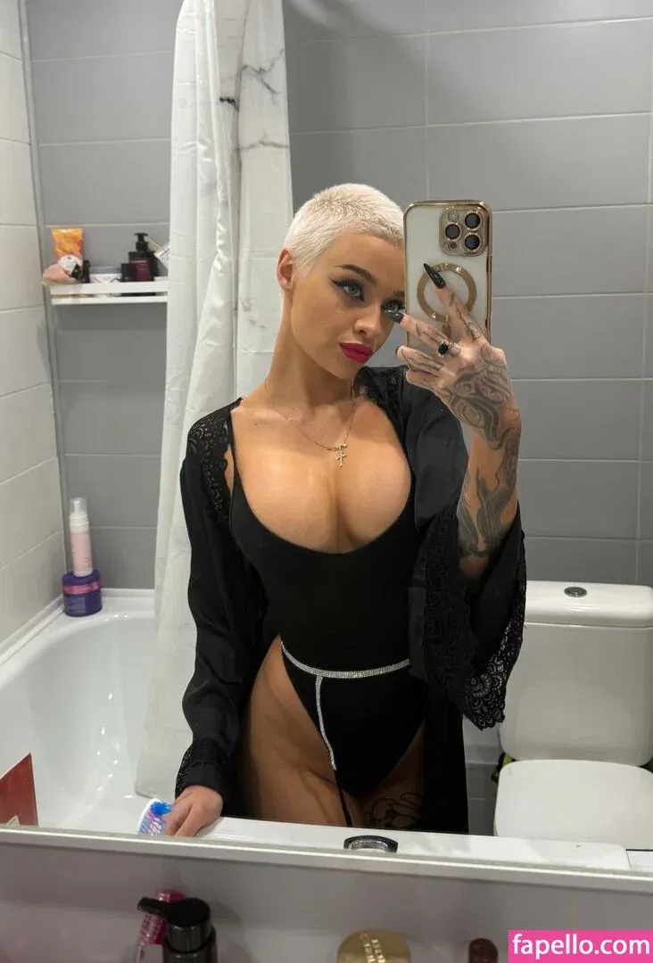 farruhhhamraeva Onlyfans Photo Gallery 