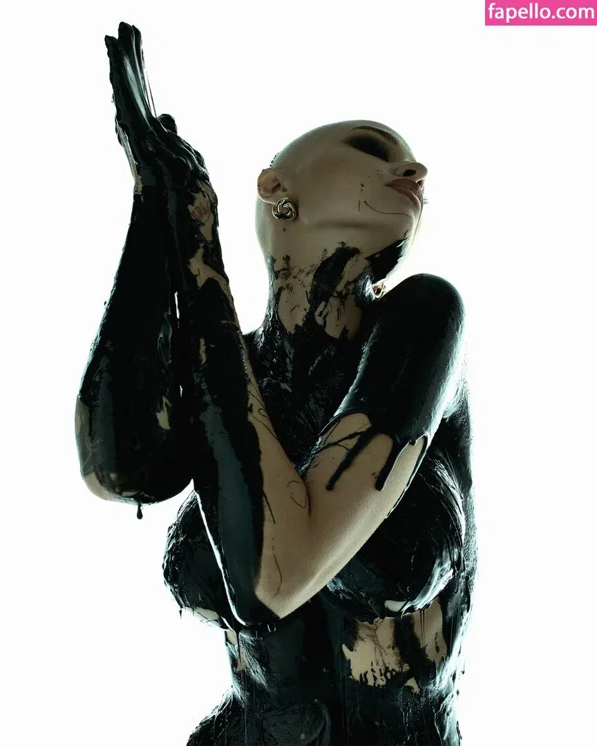 farruhhhamraeva Onlyfans Photo Gallery 