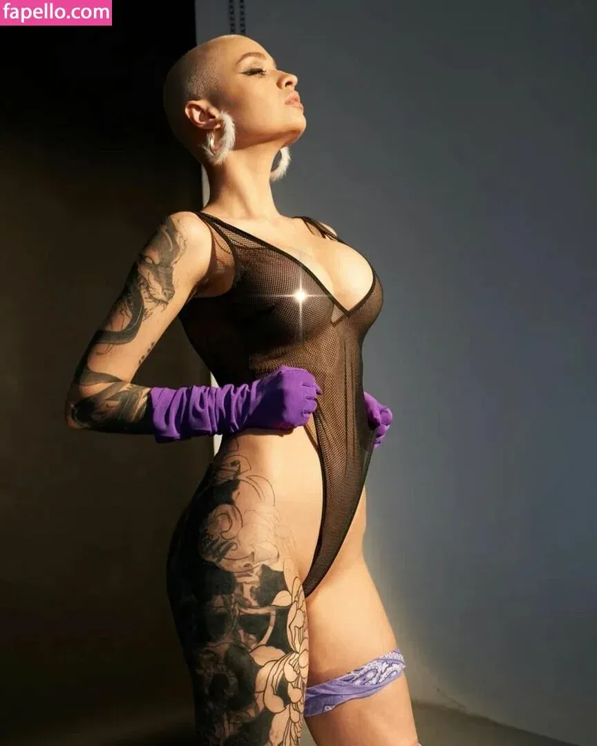 farruhhhamraeva Onlyfans Photo Gallery 