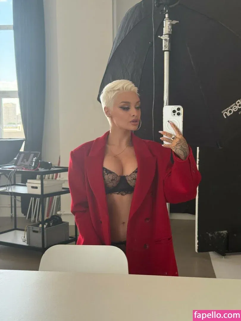 farruhhhamraeva Onlyfans Photo Gallery 