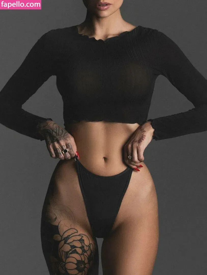 farruhhhamraeva Onlyfans Photo Gallery 