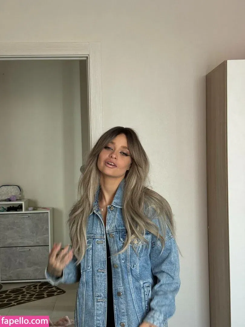 farruhhhamraeva Onlyfans Photo Gallery 