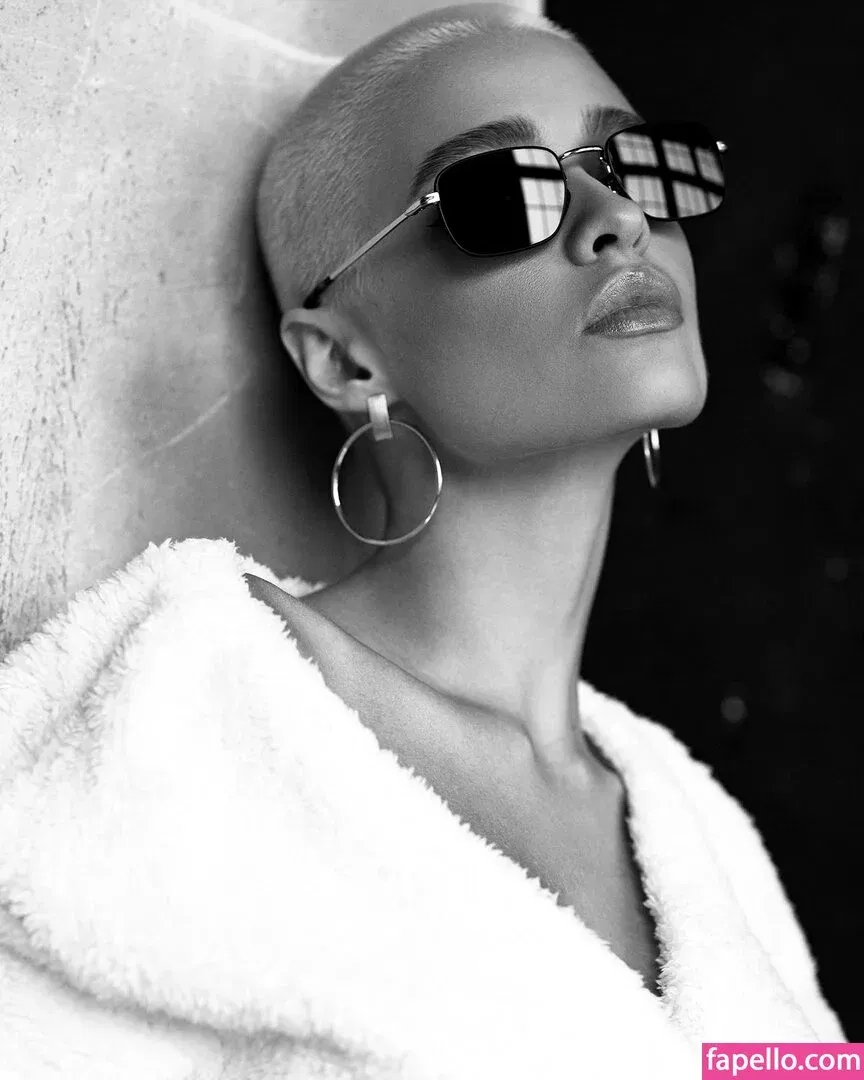 farruhhhamraeva Onlyfans Photo Gallery 