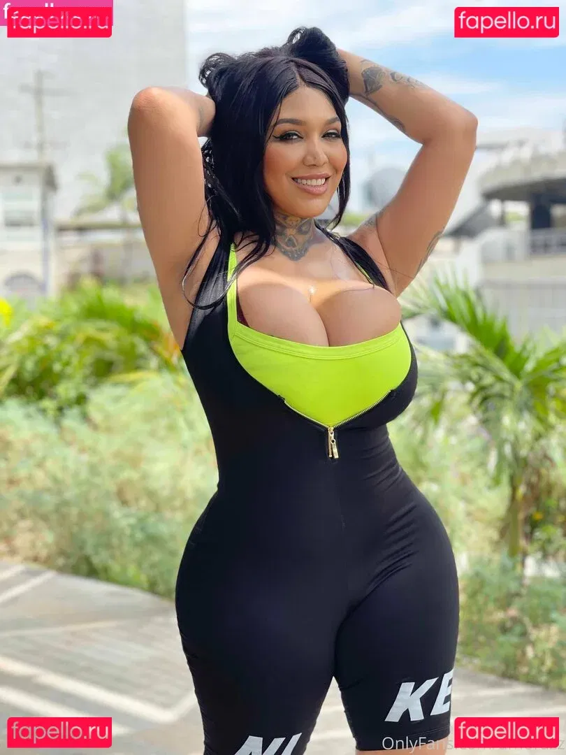 Amorazz Onlyfans Photo Gallery 