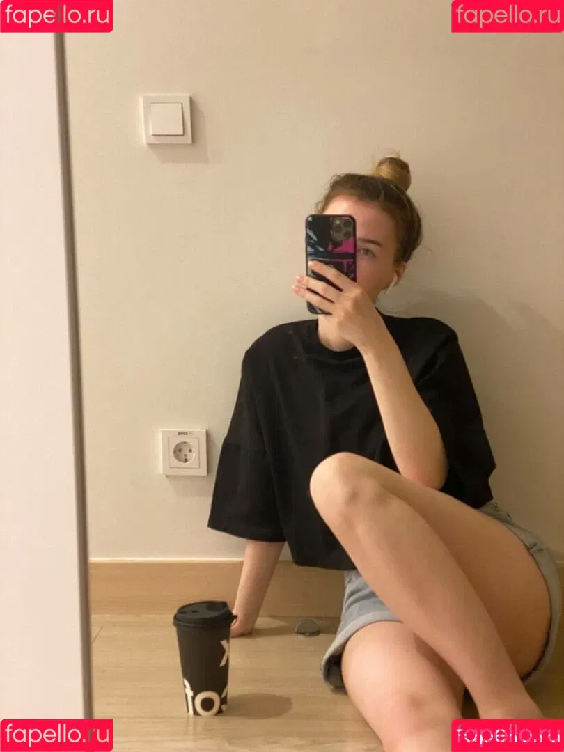 ASMR MOOD Onlyfans Photo Gallery 
