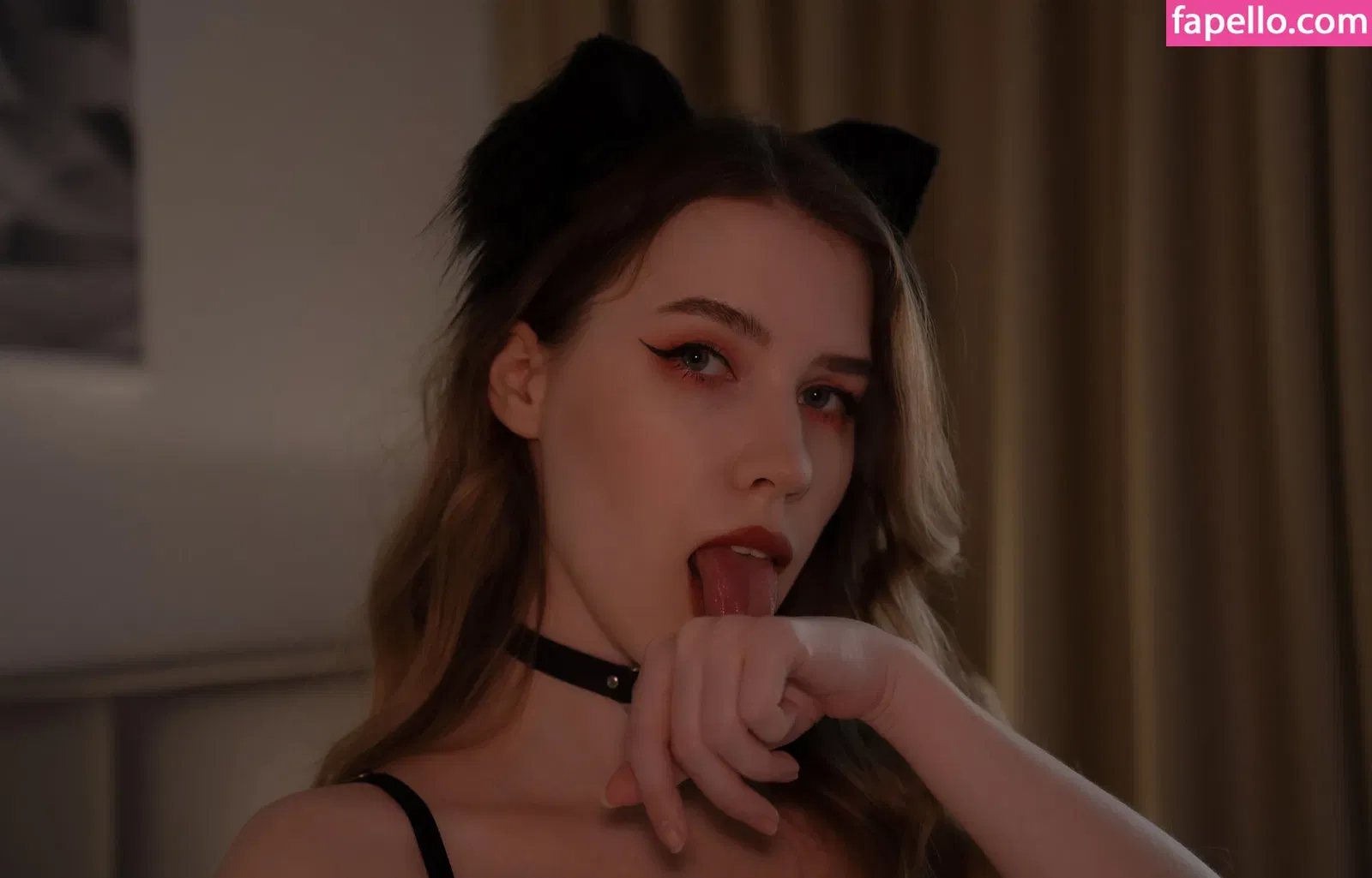 ASMR MOOD Onlyfans Photo Gallery 