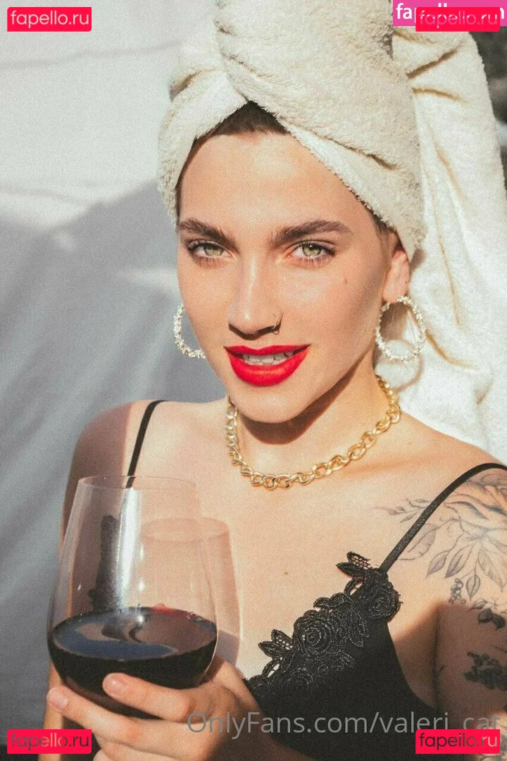 Valeri Catwoman Onlyfans Photo Gallery 