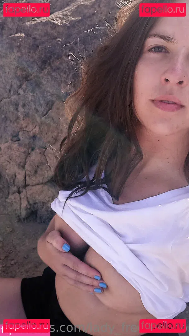 lady_freetheboobs Onlyfans Photo Gallery 