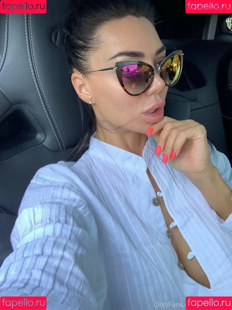 Sexy-Alisa Onlyfans Photo Gallery 