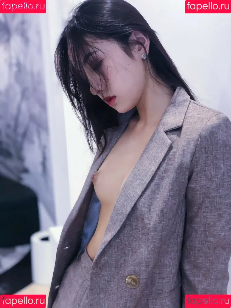 Qinweiyingjie Onlyfans Photo Gallery 