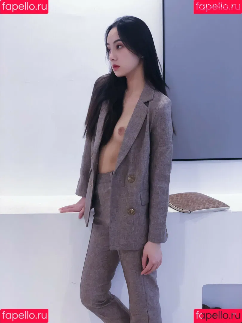 Qinweiyingjie Onlyfans Photo Gallery 