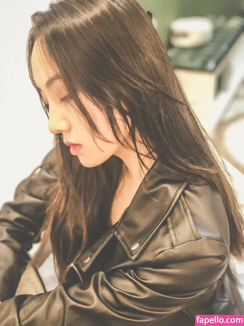 Qinweiyingjie Onlyfans Photo Gallery 