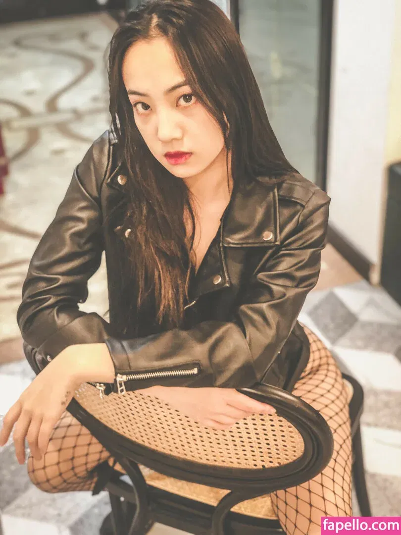 Qinweiyingjie Onlyfans Photo Gallery 