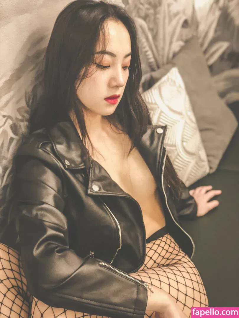 Qinweiyingjie Onlyfans Photo Gallery 