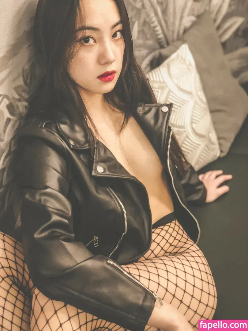 Qinweiyingjie Onlyfans Photo Gallery 