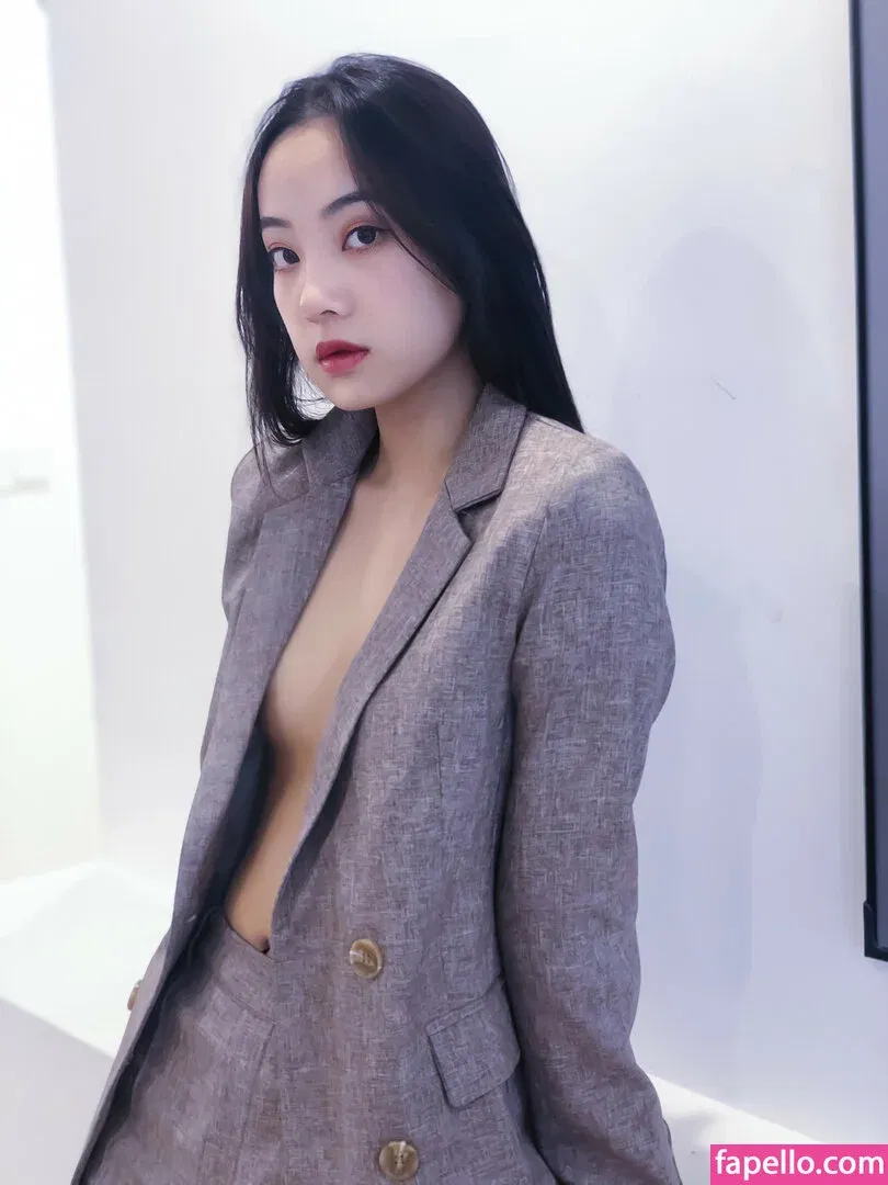 Qinweiyingjie Onlyfans Photo Gallery 