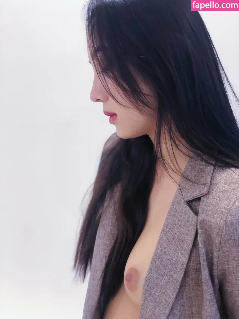 Qinweiyingjie Onlyfans Photo Gallery 