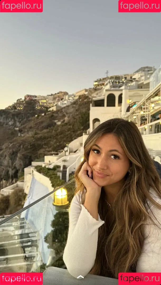 Zoe Ferguson Onlyfans Photo Gallery 
