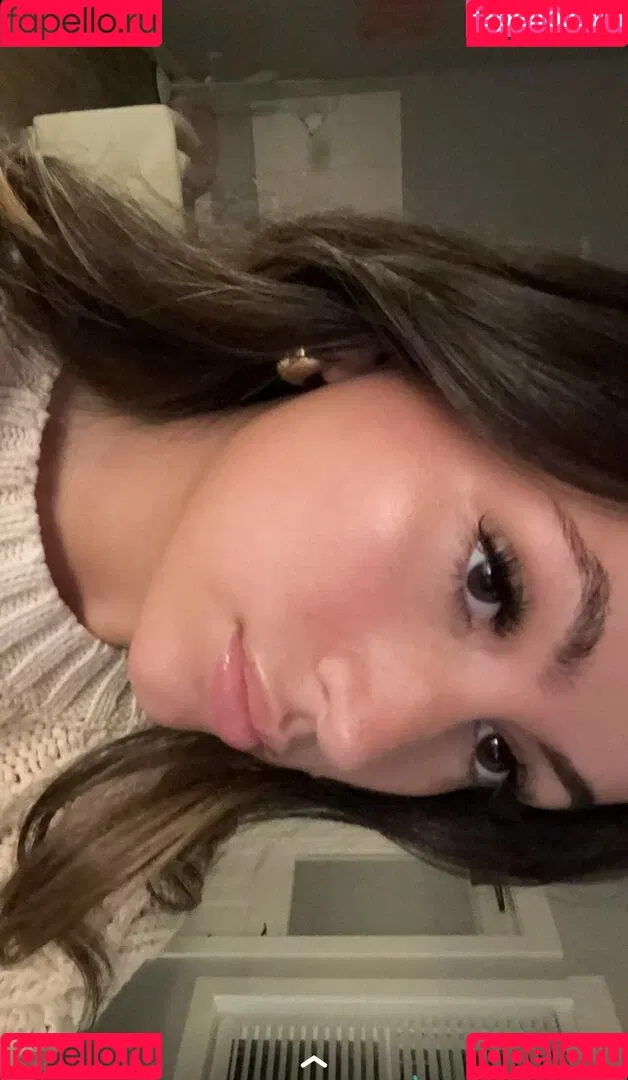 Zoe Ferguson Onlyfans Photo Gallery 