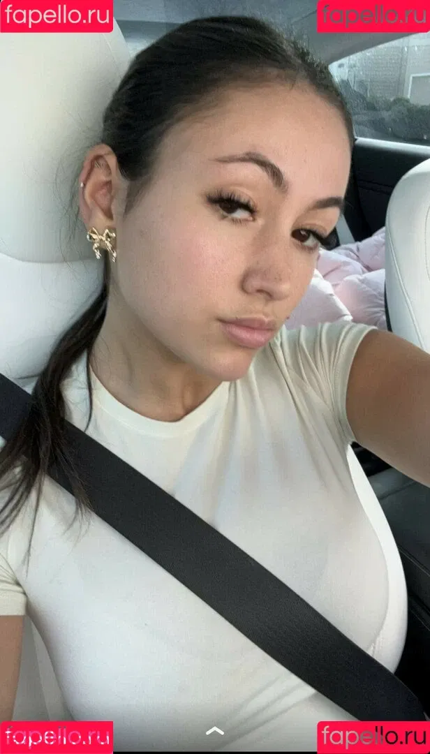 Zoe Ferguson Onlyfans Photo Gallery 