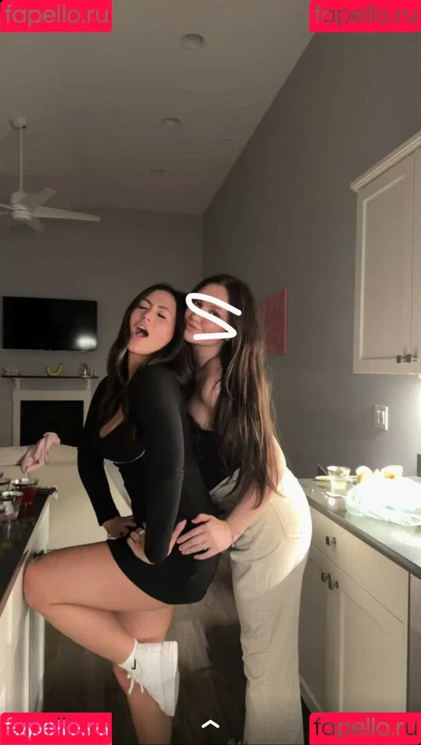 Zoe Ferguson Onlyfans Photo Gallery 