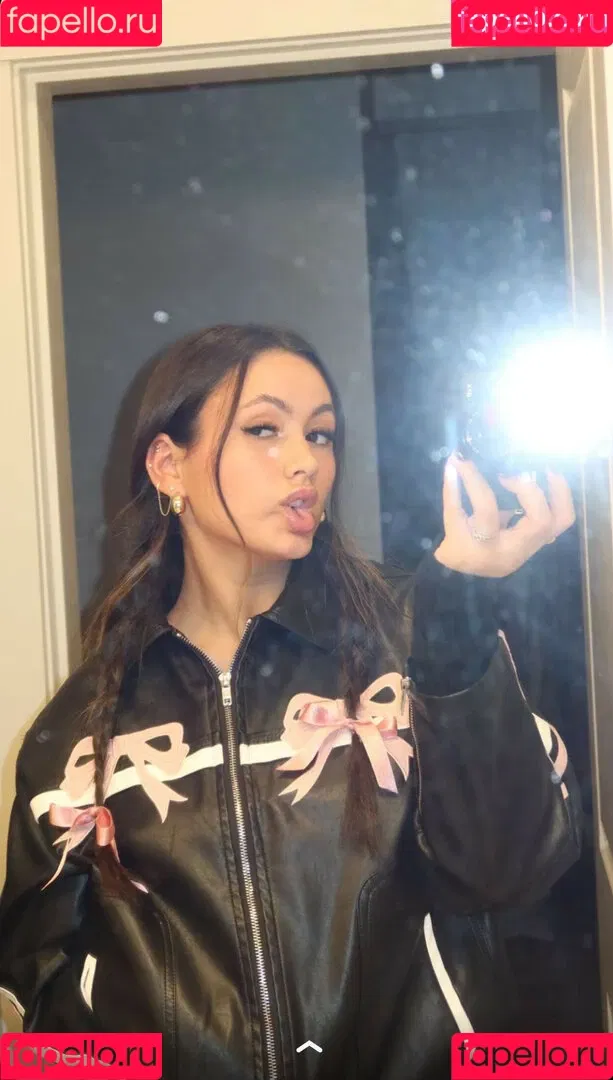 Zoe Ferguson Onlyfans Photo Gallery 