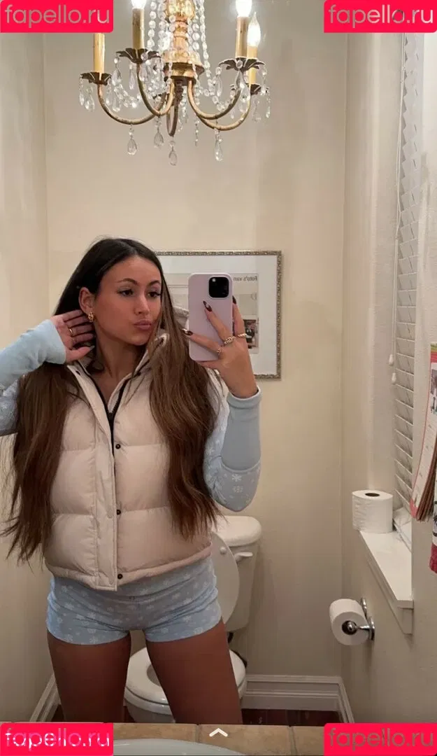 Zoe Ferguson Onlyfans Photo Gallery 