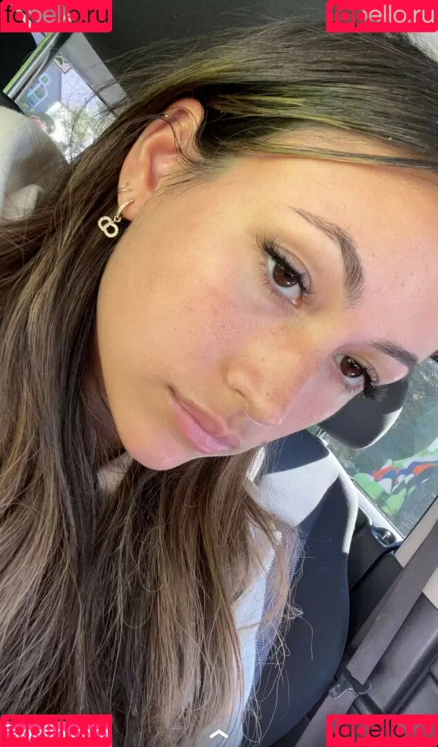 Zoe Ferguson Onlyfans Photo Gallery 