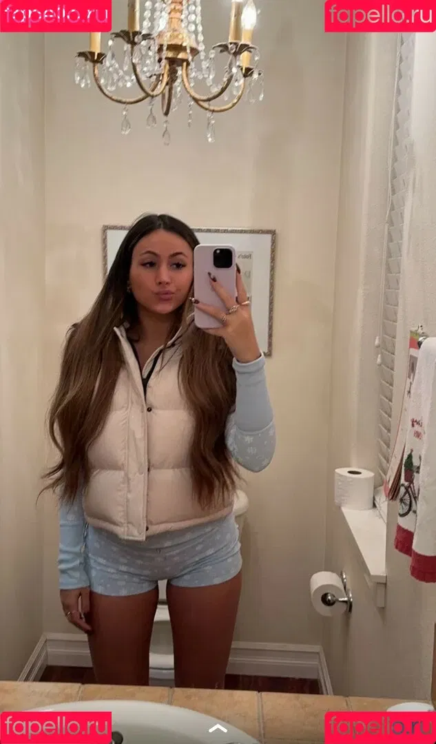 Zoe Ferguson Onlyfans Photo Gallery 