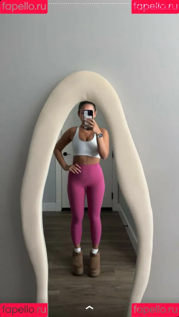 Zoe Ferguson Onlyfans Photo Gallery 