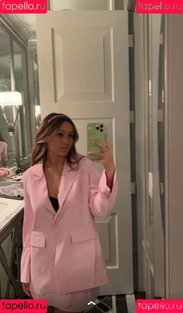 Zoe Ferguson Onlyfans Photo Gallery 