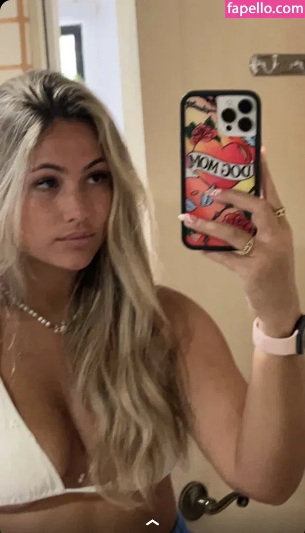 Zoe Ferguson Onlyfans Photo Gallery 