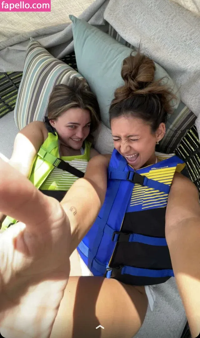 Zoe Ferguson Onlyfans Photo Gallery 