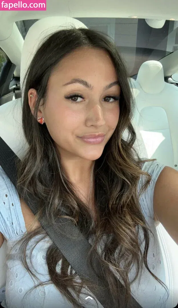 Zoe Ferguson Onlyfans Photo Gallery 