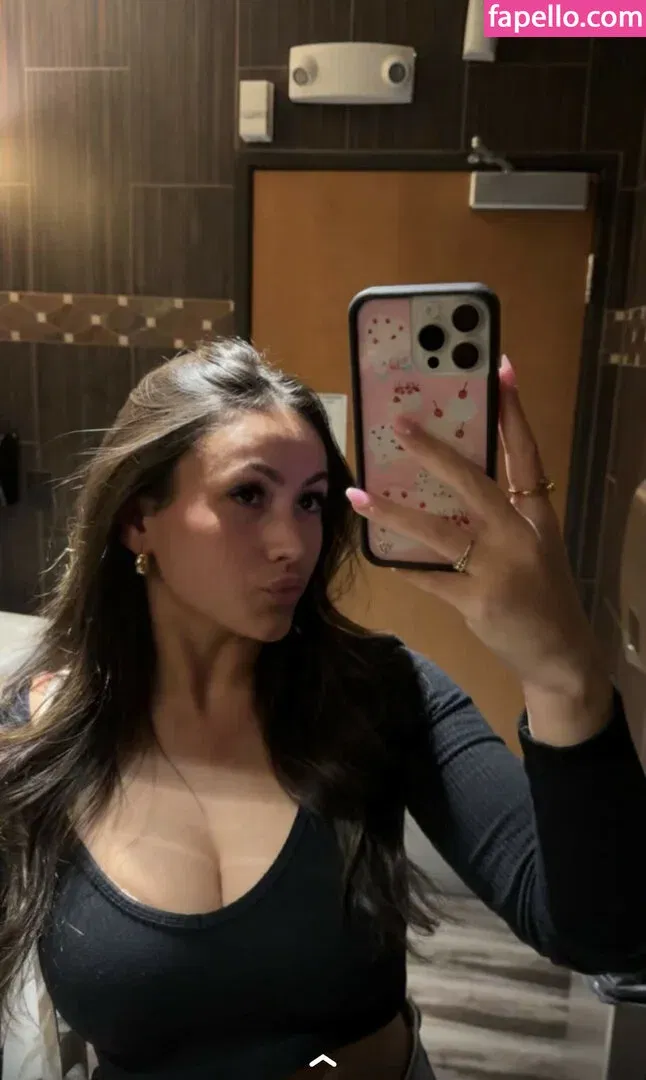 Zoe Ferguson Onlyfans Photo Gallery 