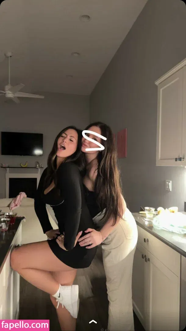 Zoe Ferguson Onlyfans Photo Gallery 