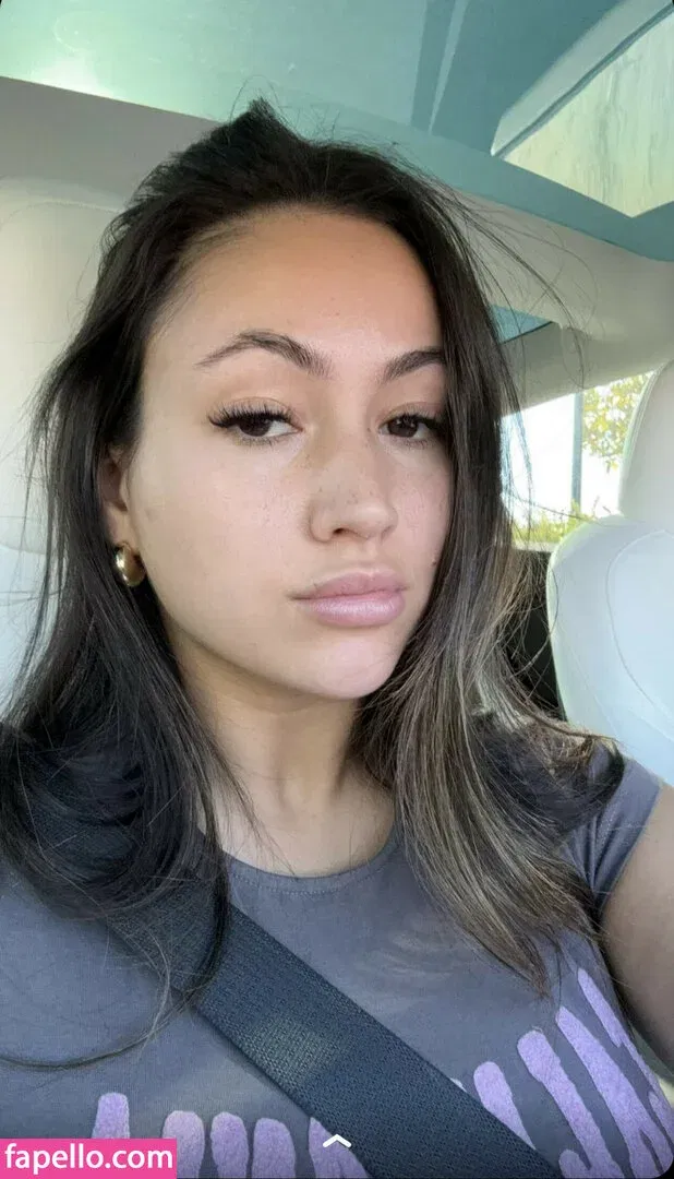 Zoe Ferguson Onlyfans Photo Gallery 