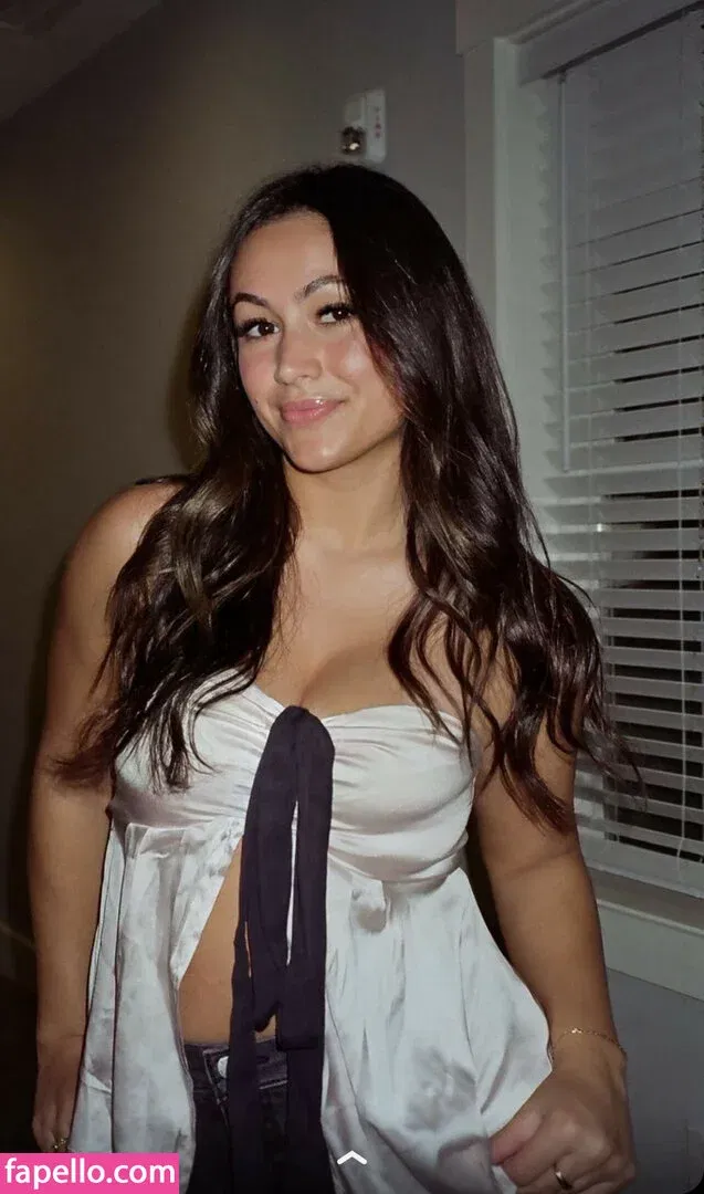 Zoe Ferguson Onlyfans Photo Gallery 