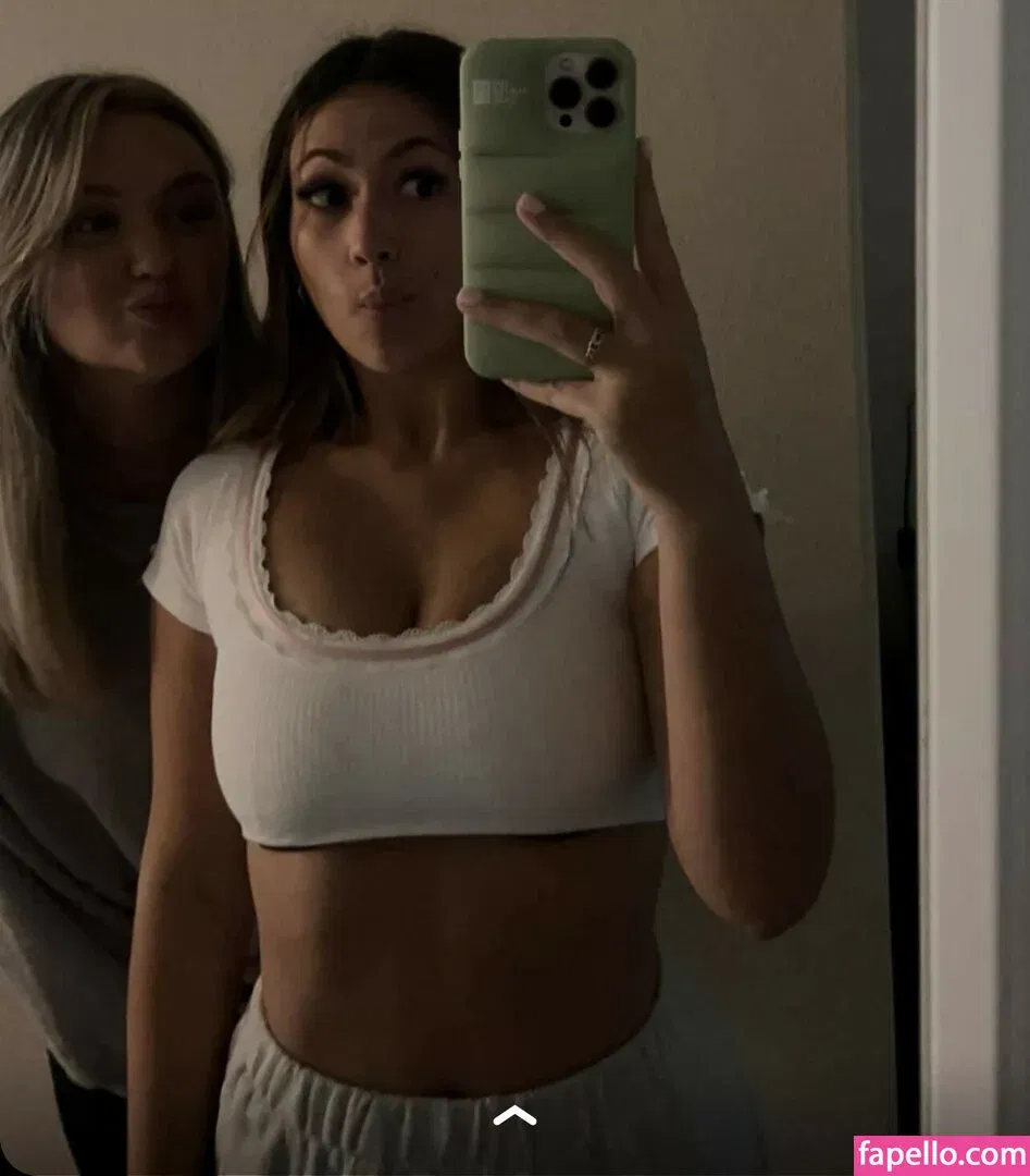 Zoe Ferguson Onlyfans Photo Gallery 