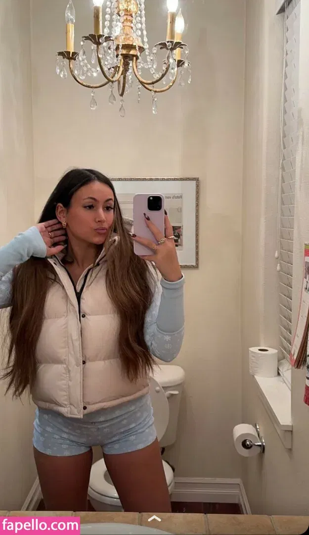 Zoe Ferguson Onlyfans Photo Gallery 