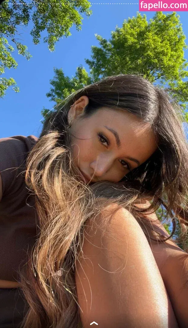 Zoe Ferguson Onlyfans Photo Gallery 