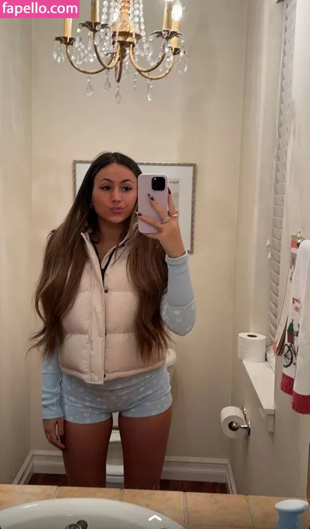 Zoe Ferguson Onlyfans Photo Gallery 