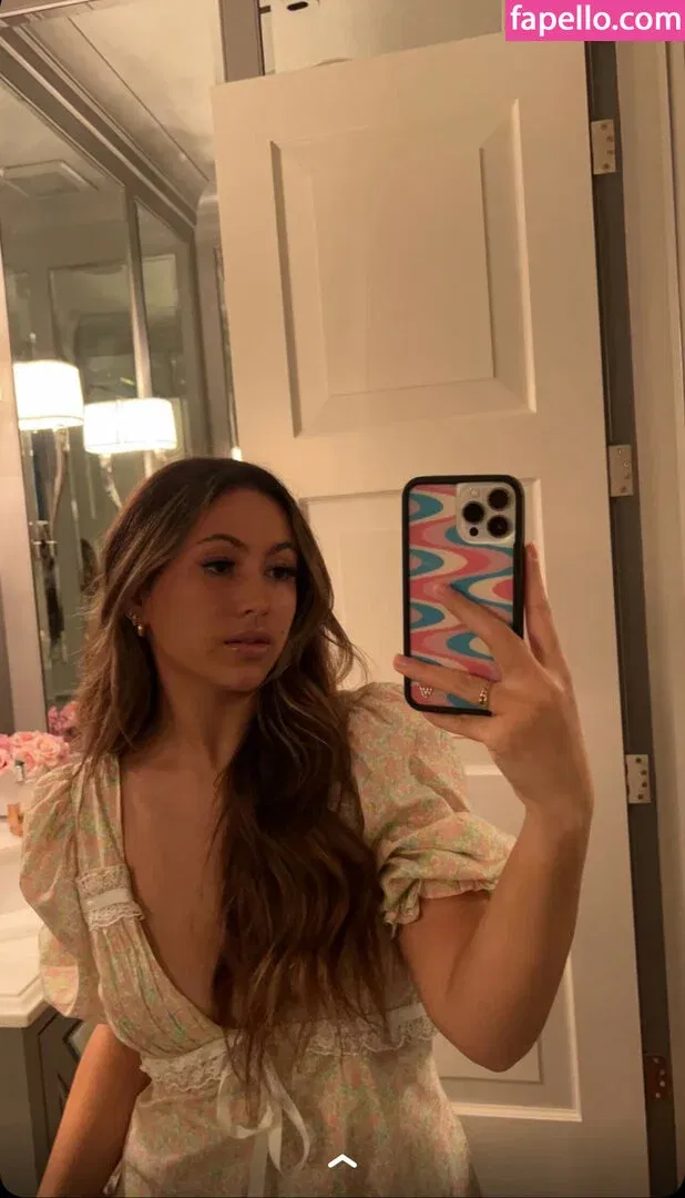 Zoe Ferguson Onlyfans Photo Gallery 